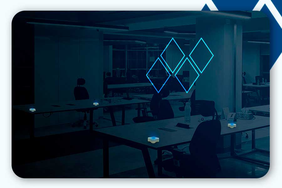 Equipamento para mesas de trabalho que exibe o status e é possível fazer check-in atavés de um crachá RFID